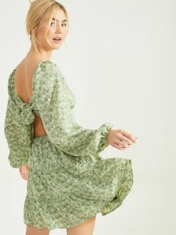 Cheapest ???? Altar'D State Aura ???? Dress ????